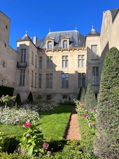 Hôtel avec jardin à paris 6 : un havre de paix caché